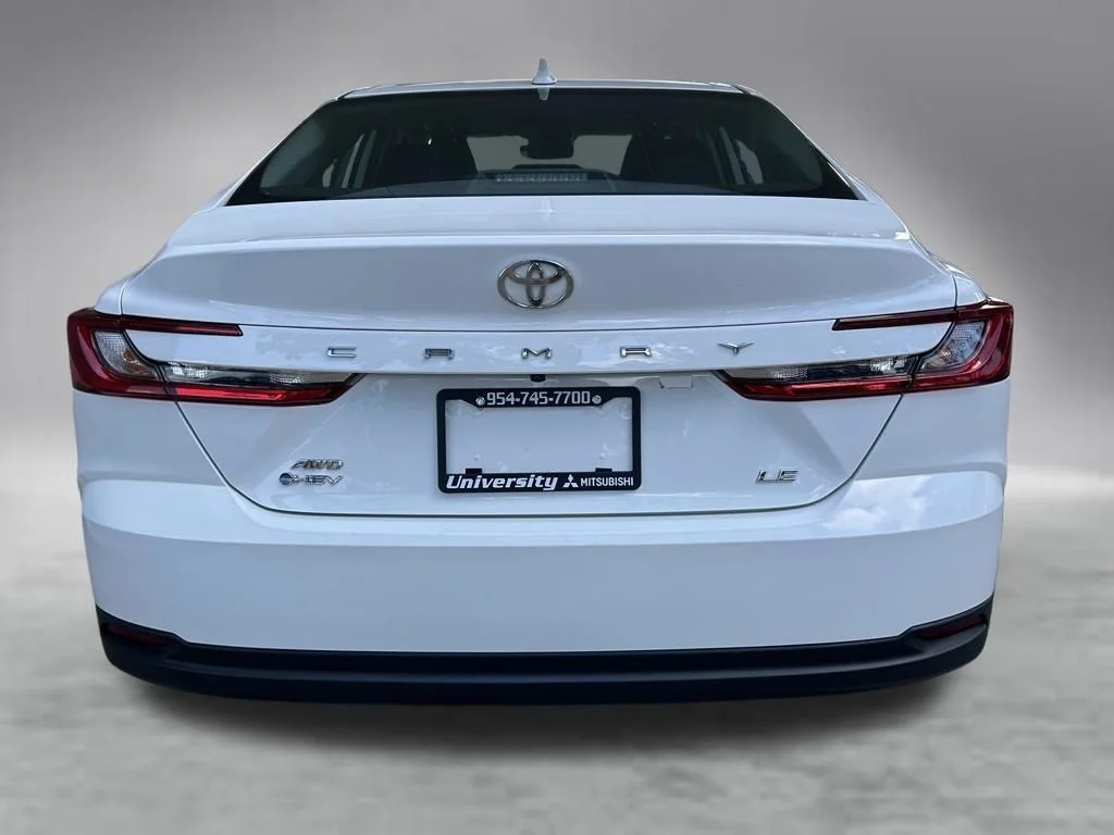 Used 2025 White Toyota LE image 29