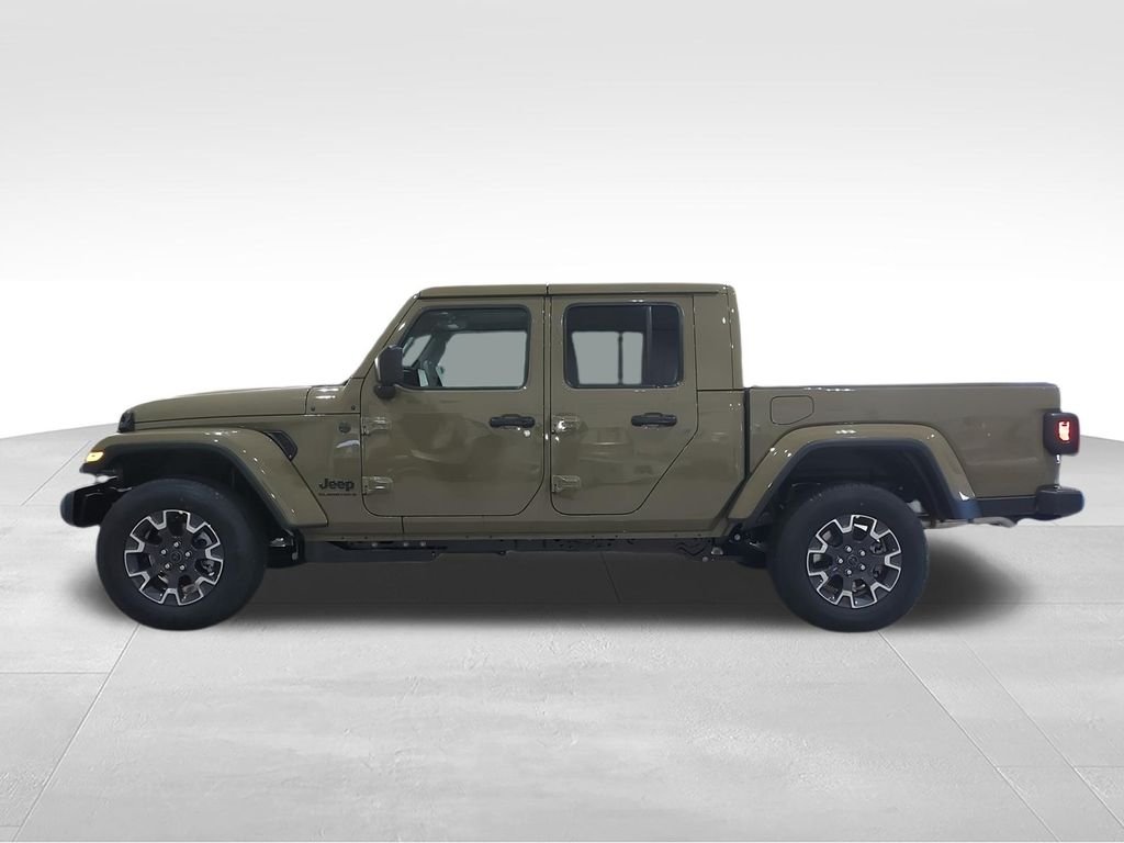 New 2026 Green Jeep Sahara image 5