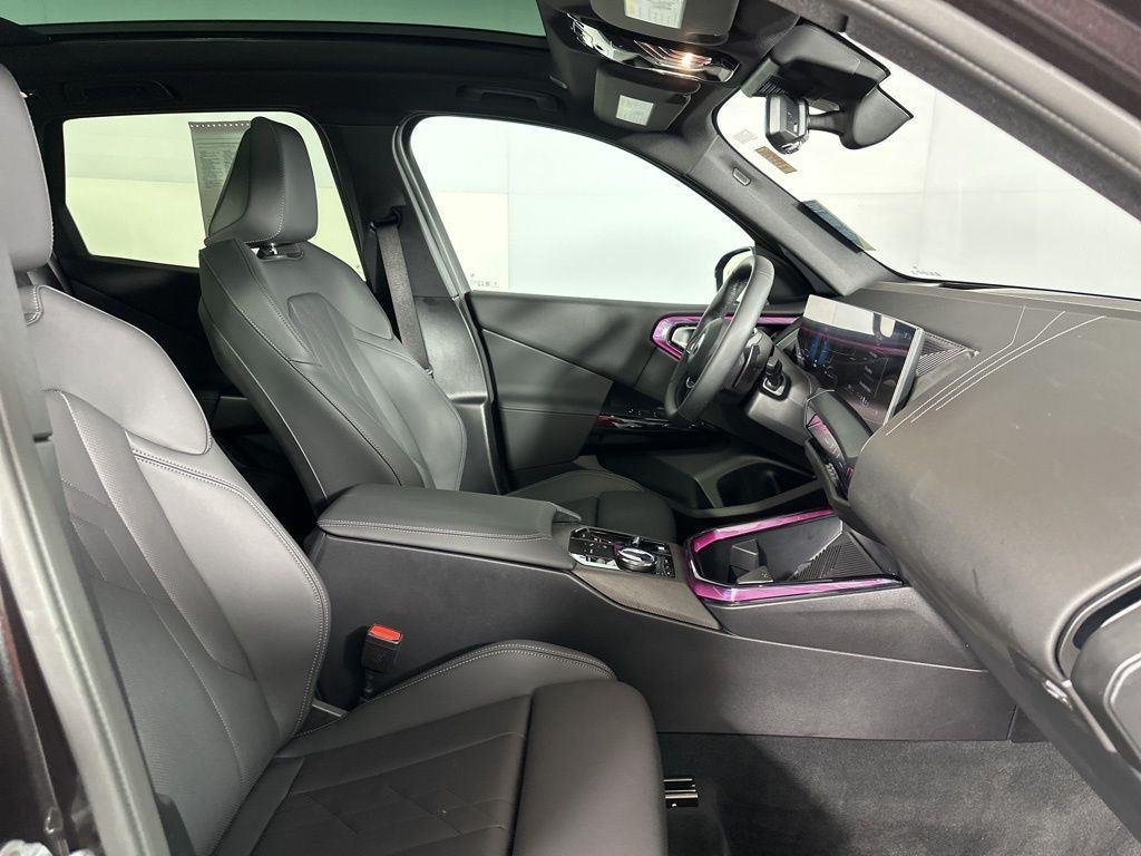 New 2026 Dark Graphite BMW 30 xDrive image 28