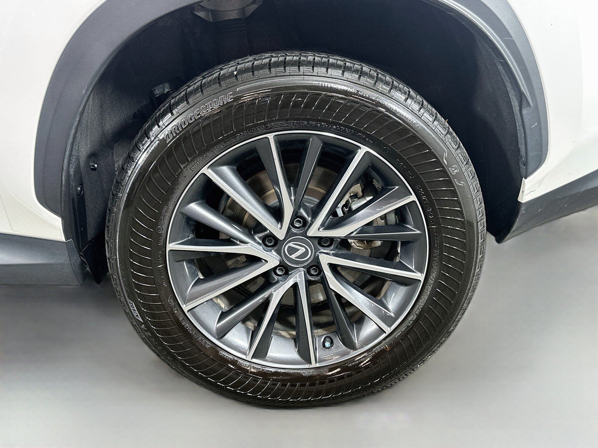 Certified Used 2024 White Pearl Lexus 350h image 29