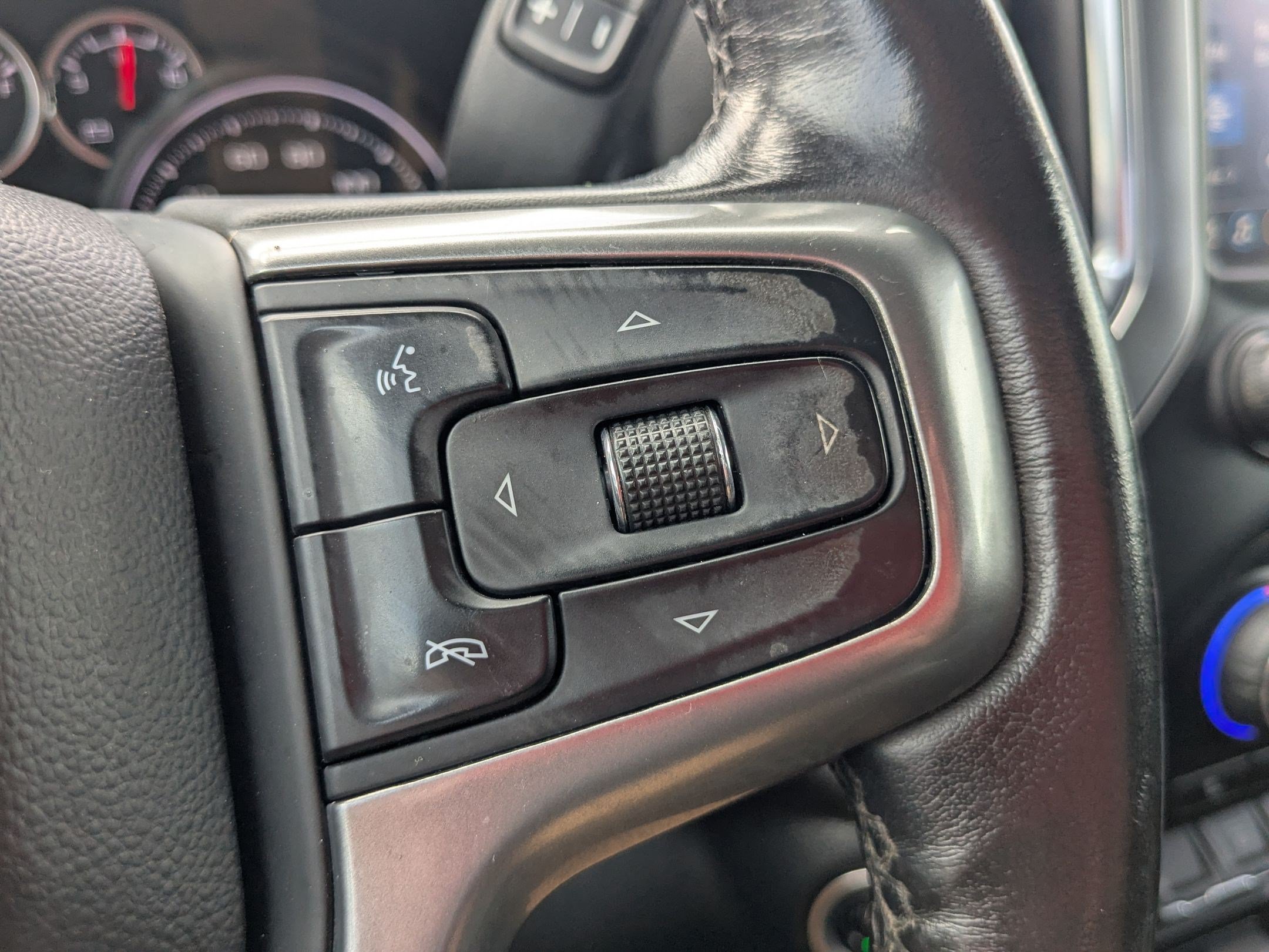 2022 Chevrolet Silverado 3500HD LT - Photo 18
