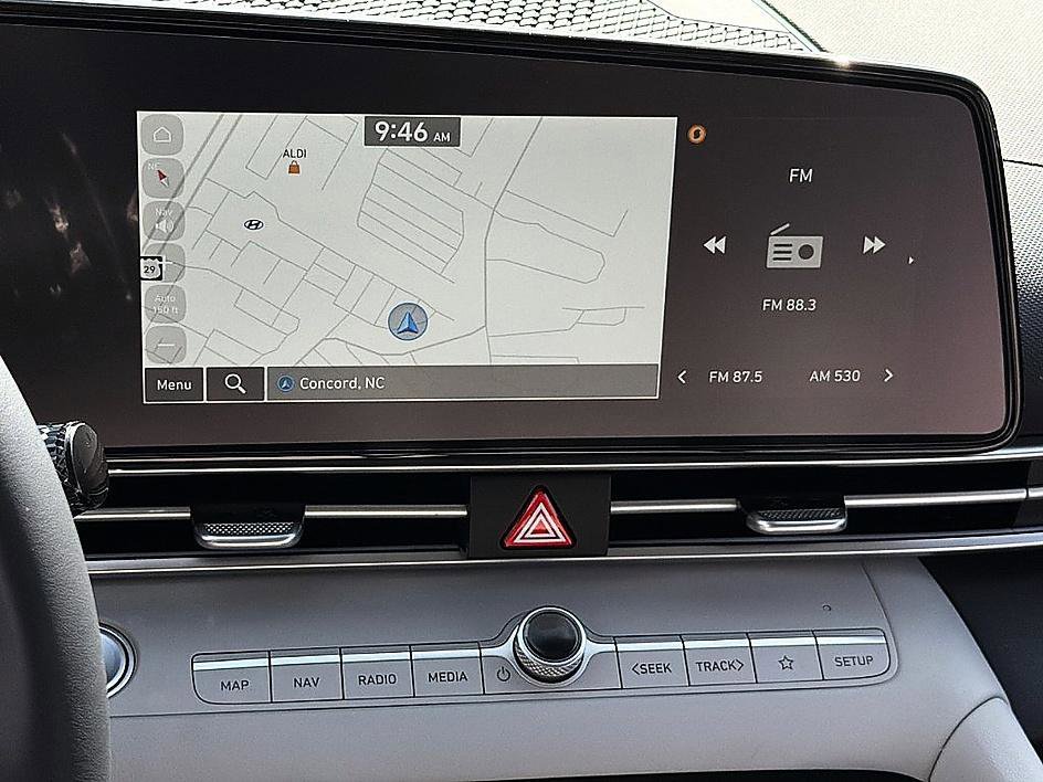 New 2026 Ecotronic Gray Hyundai Limited image 10