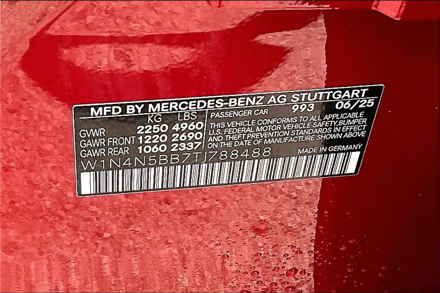 New 2026 MANUFAKTUR Patagonia Red Metallic Mercedes-Benz AMG® GLA 35 4MATIC® SUV image 12