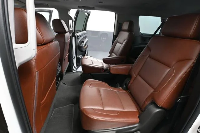 Used 2019 Beige Chevrolet Premier image 43