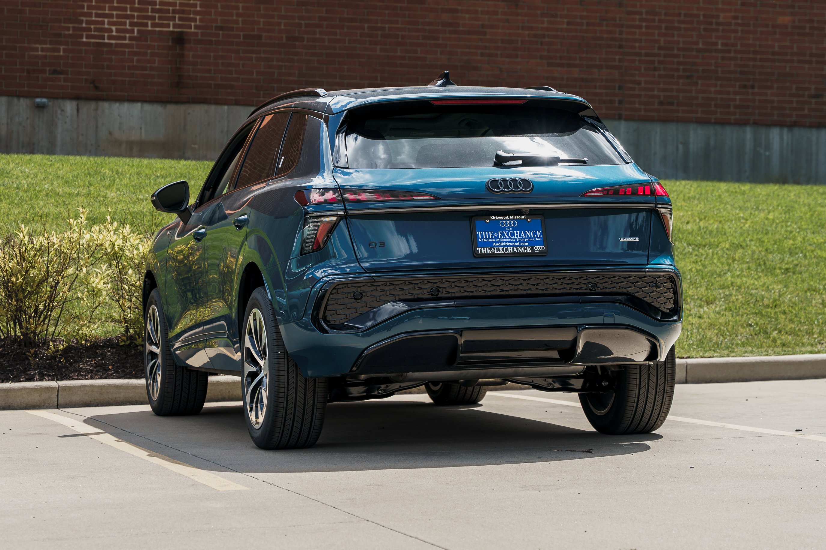 New 2026 Malpelo Blue Metallic Audi S line image 5