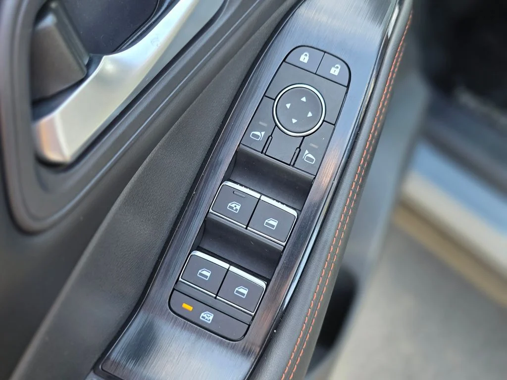 Used 2025 Gray Nissan Rock Creek image 23