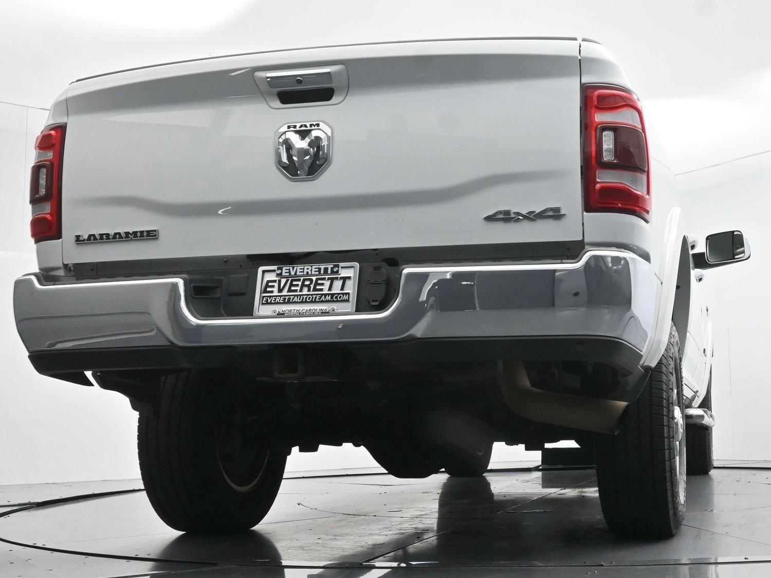 Used 2022 Bright White Clearcoat Ram Laramie image 52