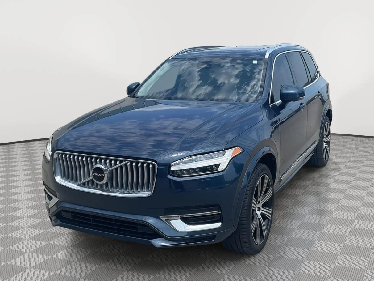 Used 2025 Denim Blue Metallic Volvo Plus image 7