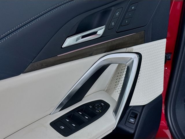 Used 2026 Red BMW xDrive28i image 18