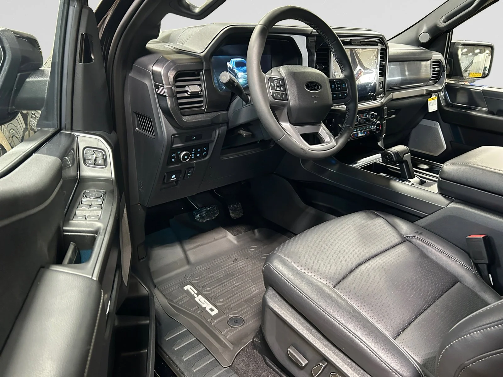 New 2026 Agate Black Metallic Ford Lariat image 13