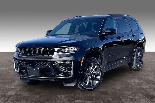 2026 Jeep Grand Cherokee L Limited Reserve 4x4's photo