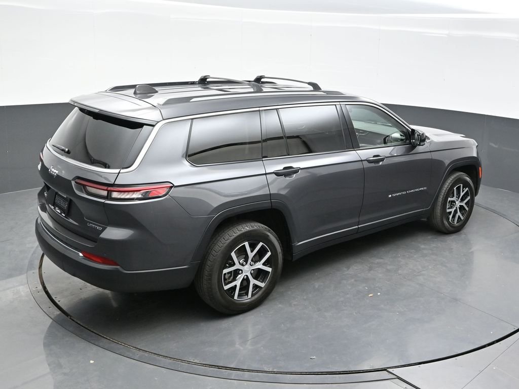 Used 2023 Gray Jeep Limited image 35