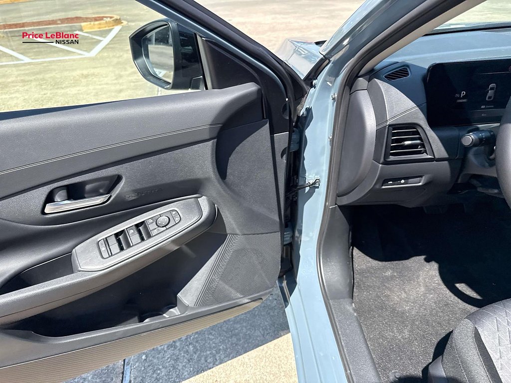 New 2027 Atlantic Gray Metallic Nissan SV image 10