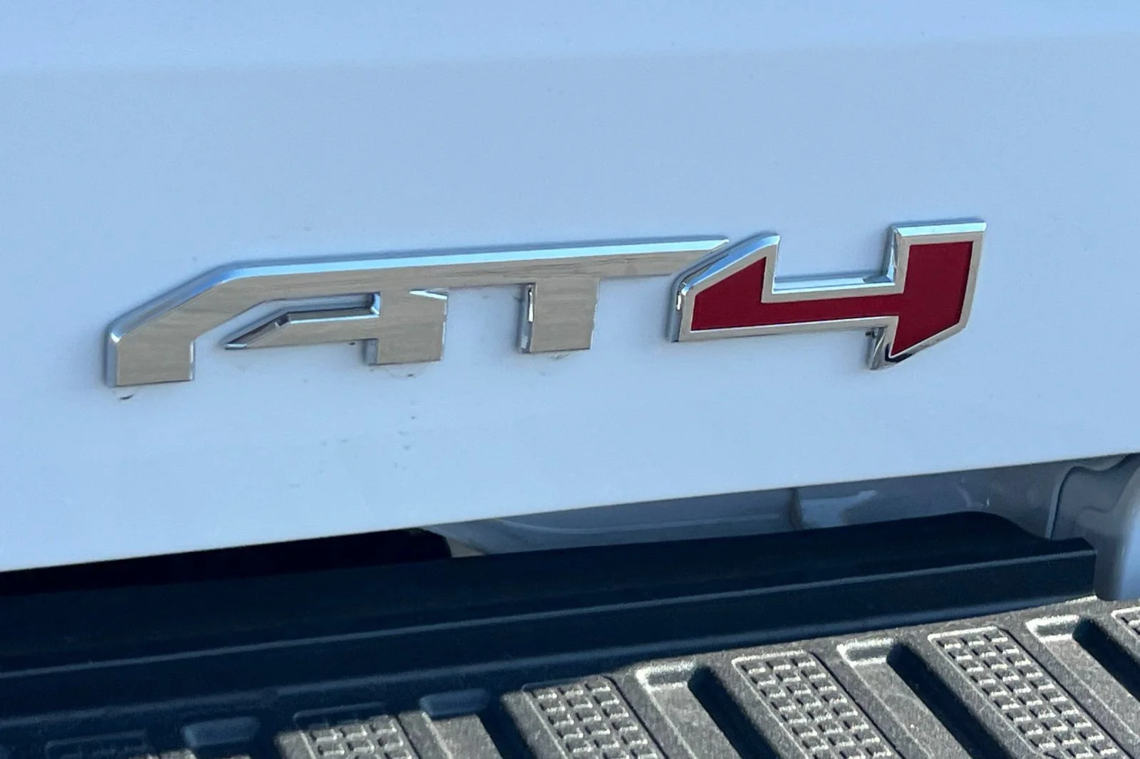 2026 GMC Sierra 1500 AT4 - Photo 27