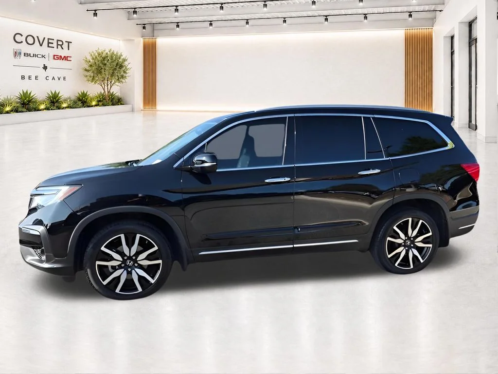 Used 2022 Black Honda Touring image 7