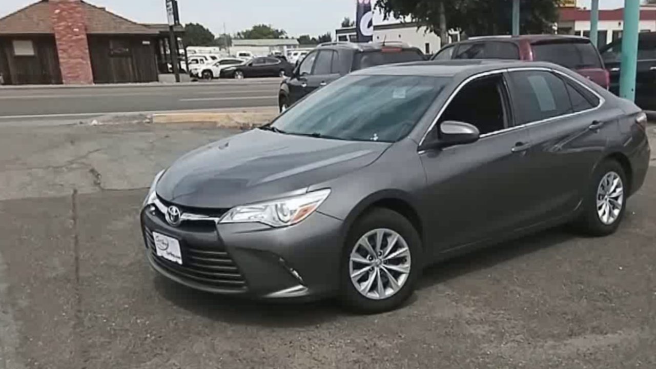 2016 Toyota Camry XSE photo 4