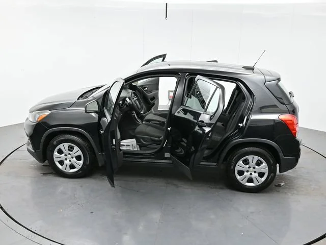 Used 2017 MOSAIC BLACK METALLIC Chevrolet LS image 36