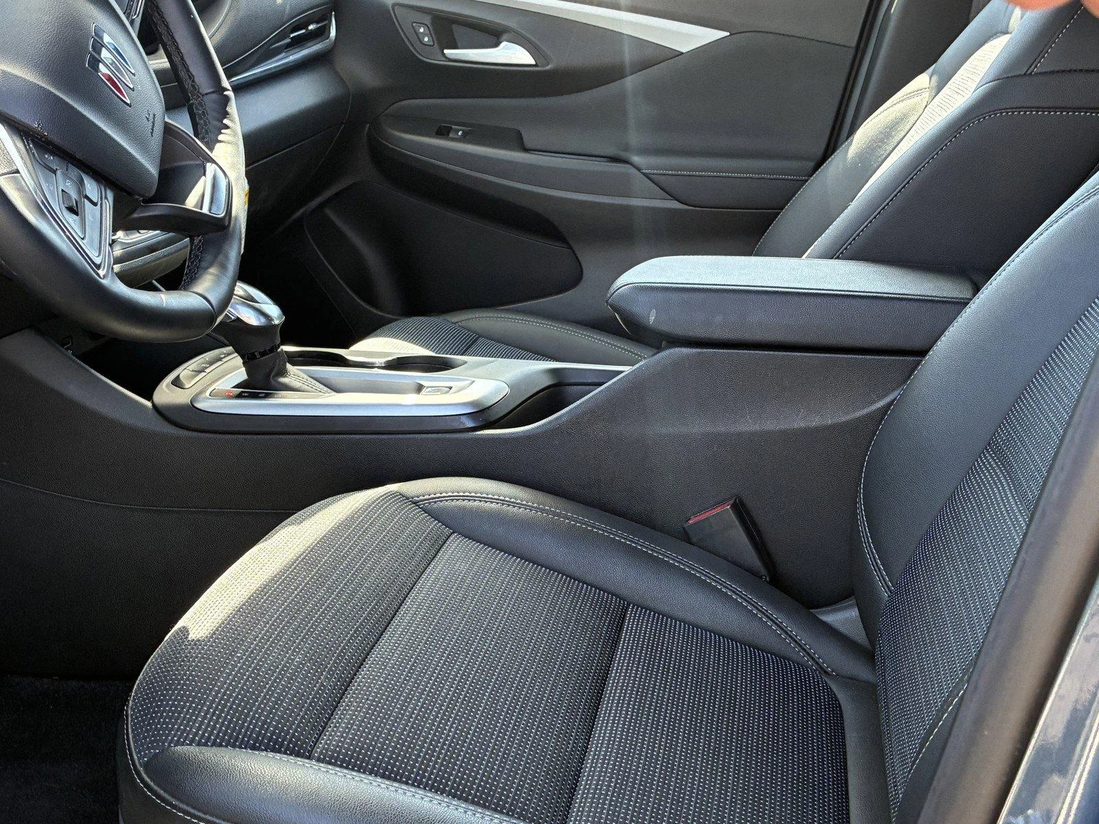 New 2026 Ocean Blue Metallic Buick Preferred image 18