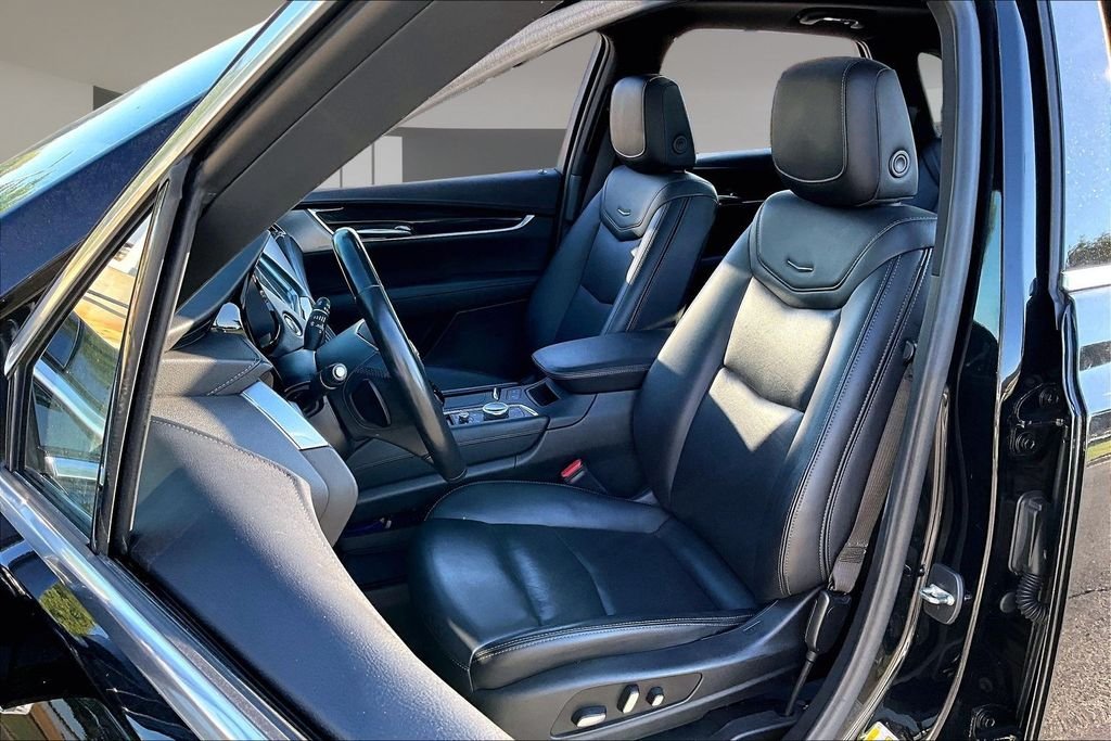 Used 2023 Black Cadillac Premium Luxury image 27
