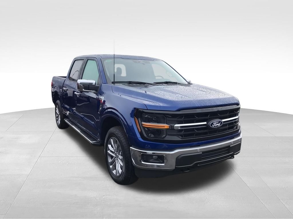 New 2026 Blue Ford XLT image 2