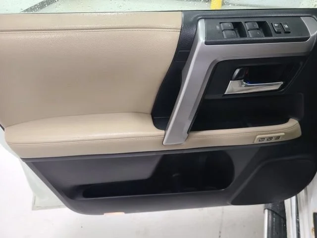 Used 2016 Blizzard Pearl Toyota Limited image 24