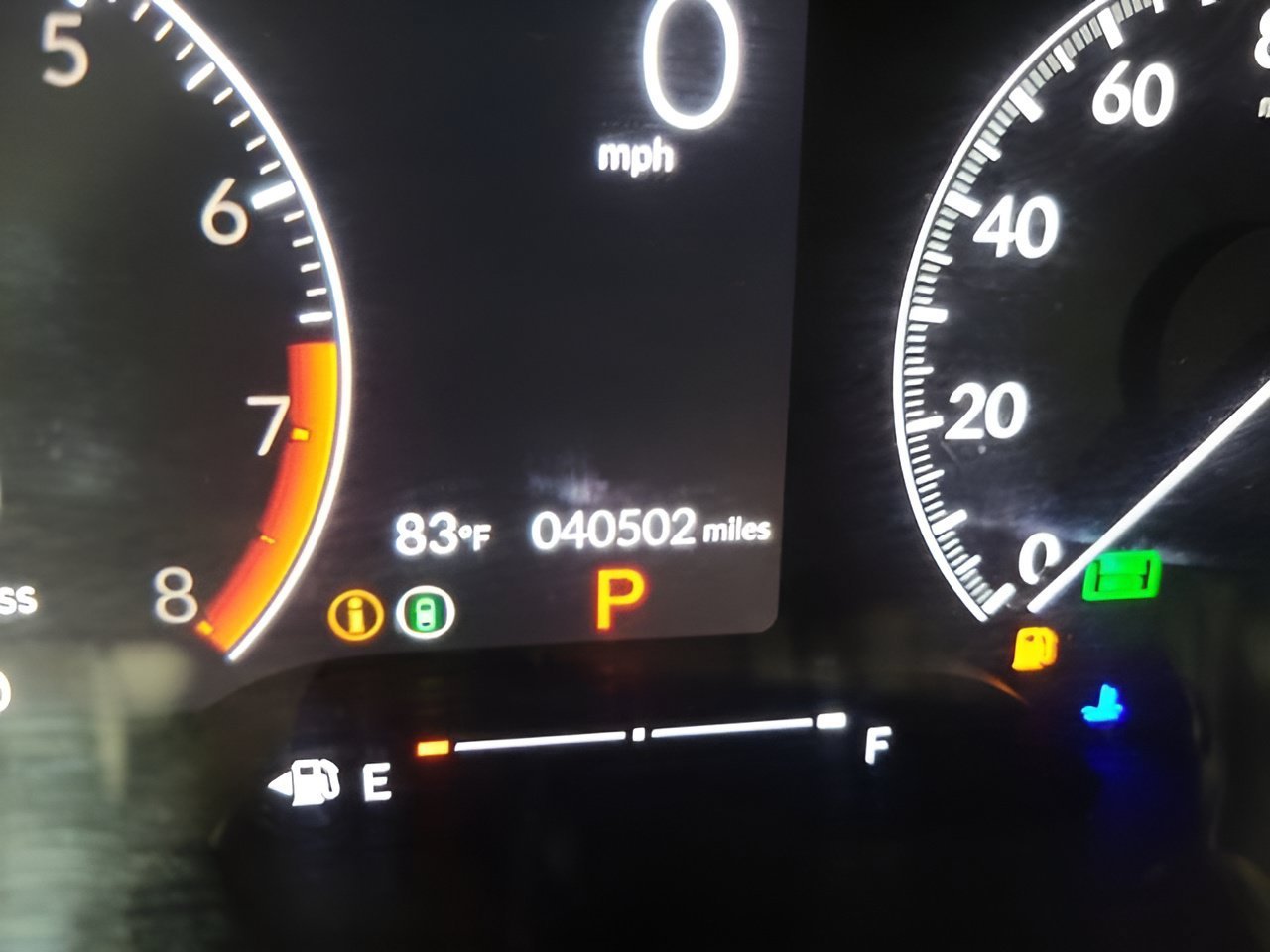 Used 2025 Meteorite Gray Metallic Honda LX image 26