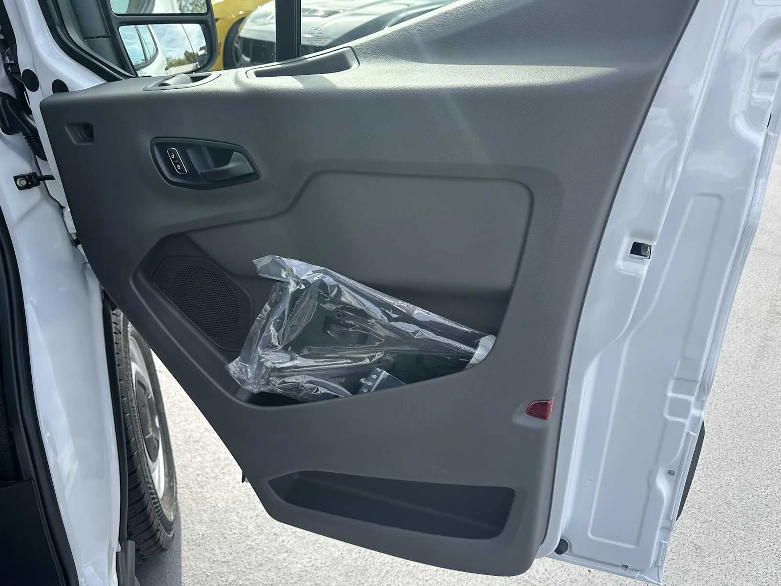 New 2026 Oxford White Ford Cargo Van image 15