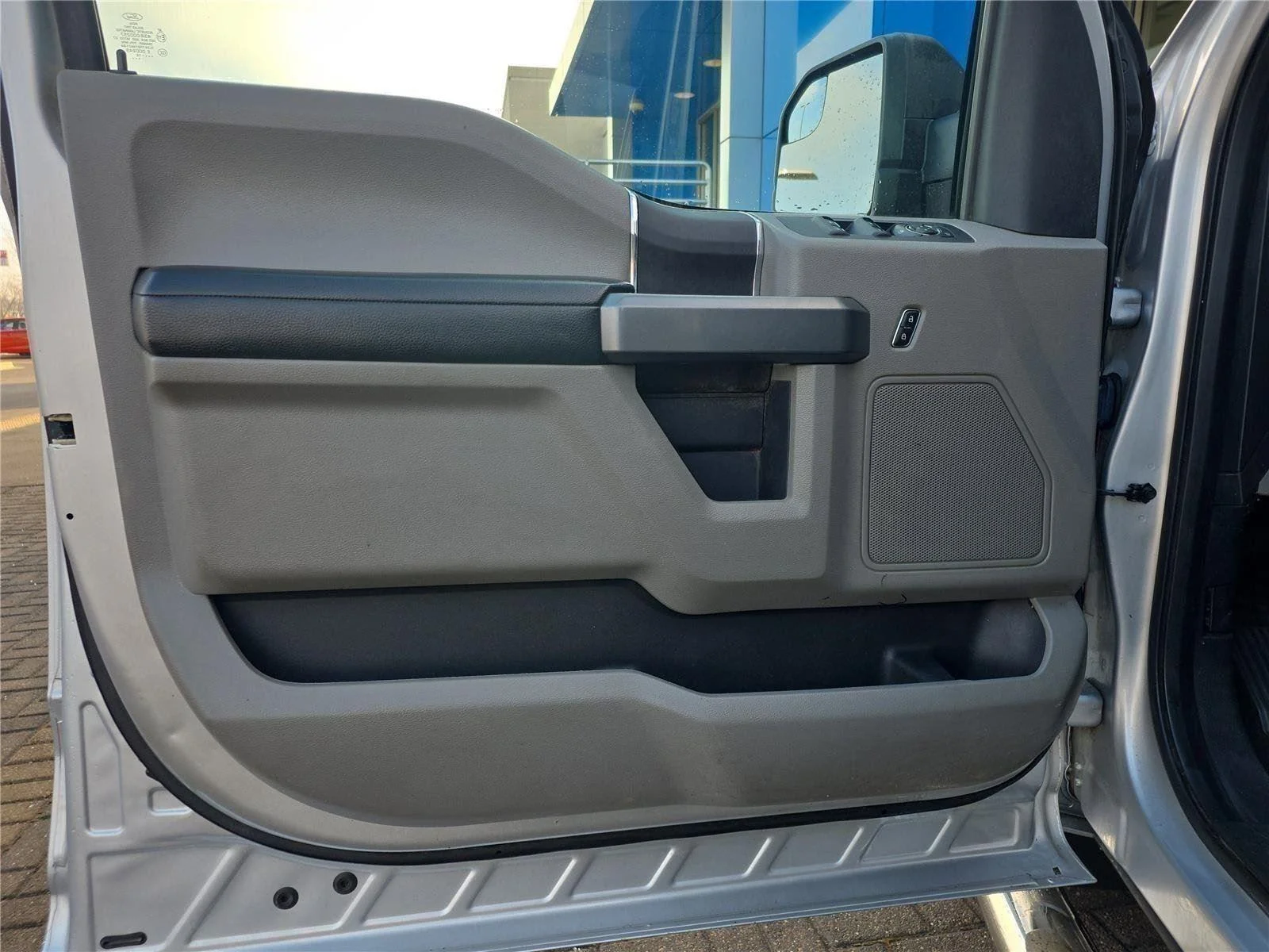 Used 2018 Ingot Silver Metallic Ford XLT image 12