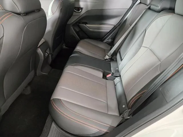 New 2026 CRYSTAL WHITE PEARL Subaru Limited image 11