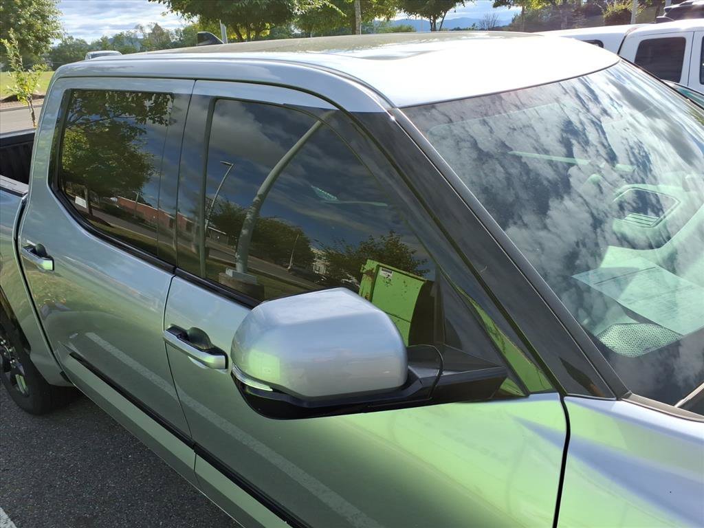 Used 2023 Silver Toyota Platinum image 6
