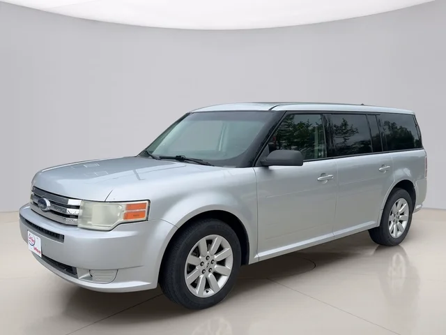 Pre-Owned 2009 Ford Flex SE