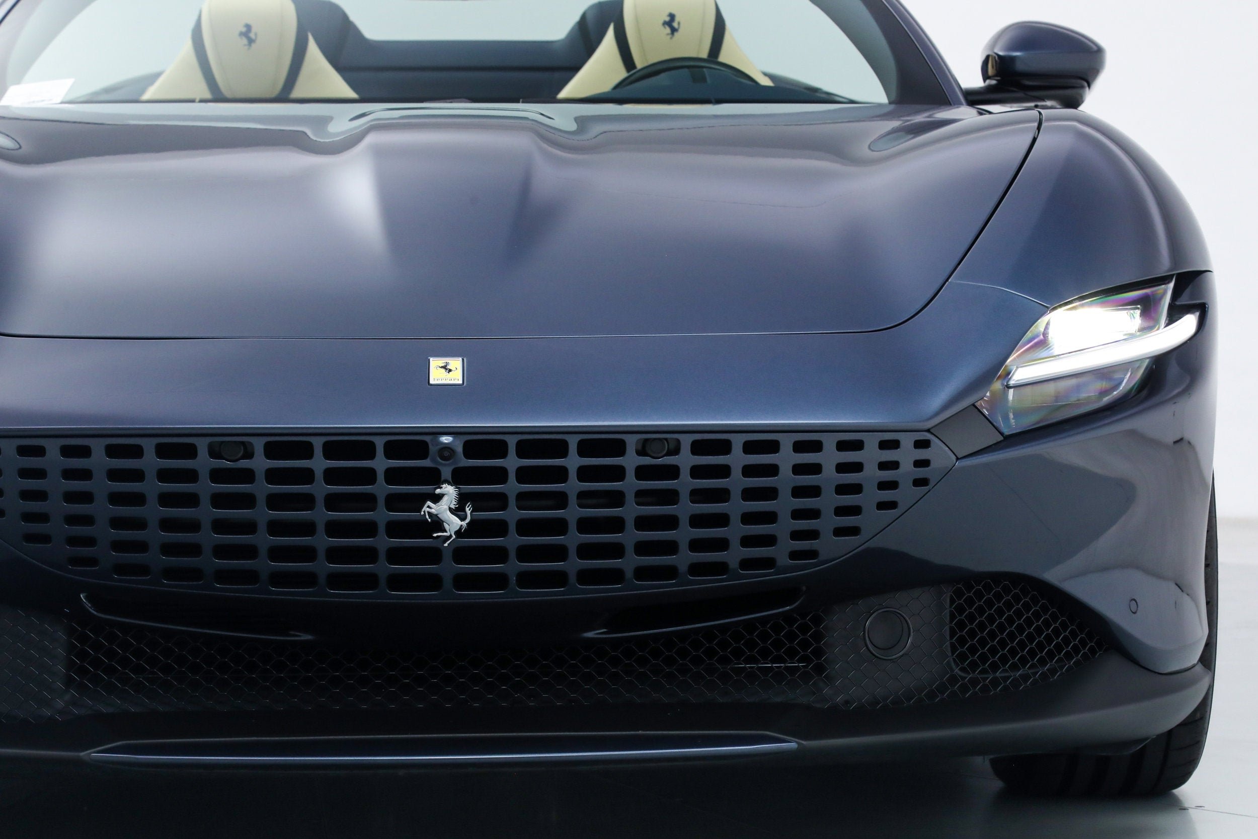 Certified Used 2025 Blu Roma Ferrari  image 14