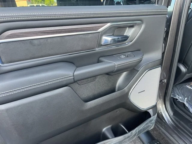 2026 RAM 1500 Laramie - Photo 12