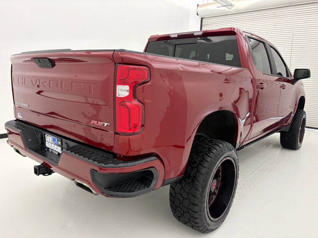 Used 2020 CAJUN RED TINTCOAT Chevrolet RST image 20