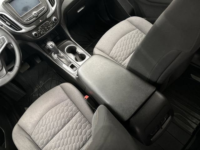 Used 2018 SILVER ICE METALLIC Chevrolet LT image 23
