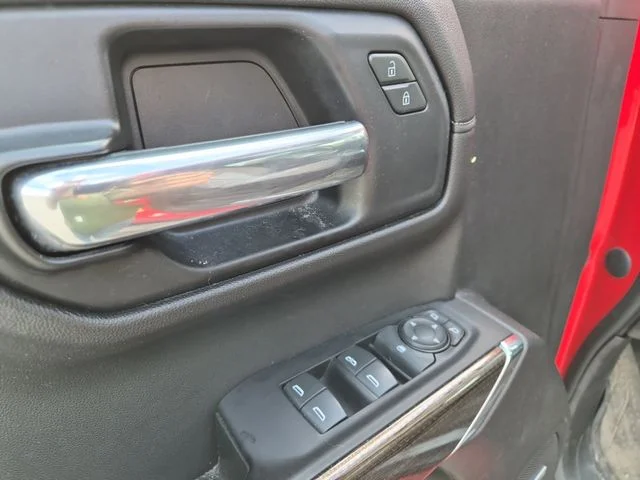 Used 2019 Red Chevrolet RST image 10
