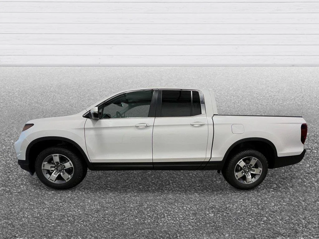 New 2026 Platinum White Pearl Honda RTL image 2