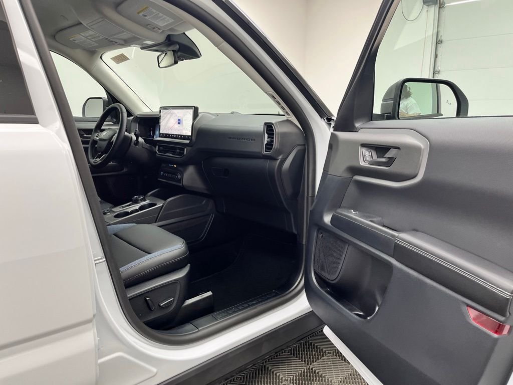 New 2026 White Ford Outer Banks image 30