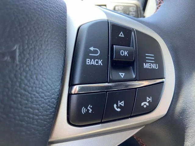 New 2026 Space White Metallic Ford Active image 15
