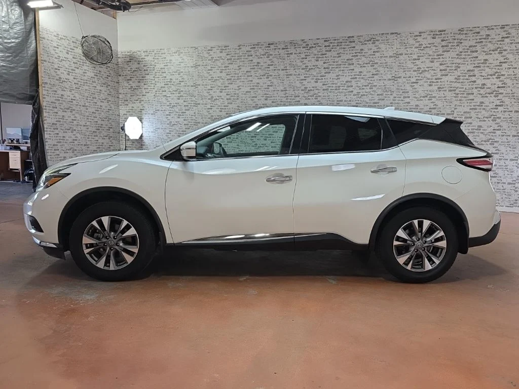 Used 2018 Pearl White Nissan S image 4