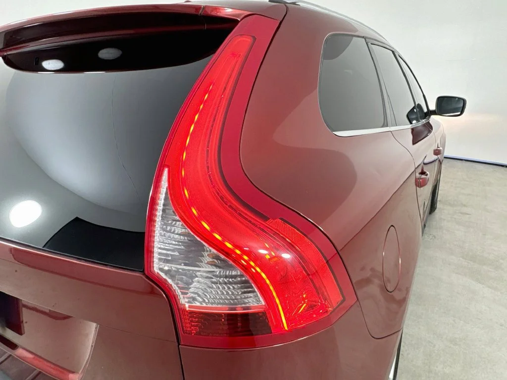 Used 2013 Red Volvo 3.2 image 29