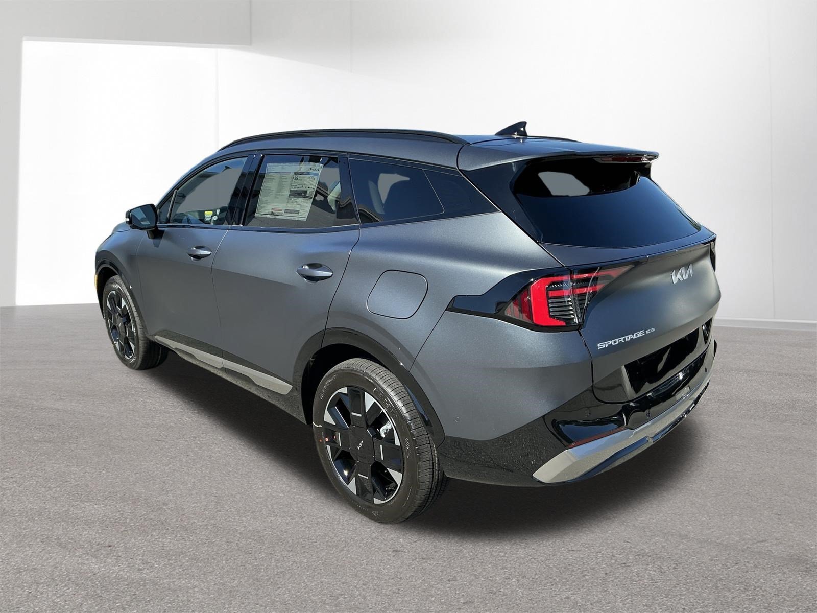 New 2027 Shadow Matte Gray Kia SX Prestige image 5