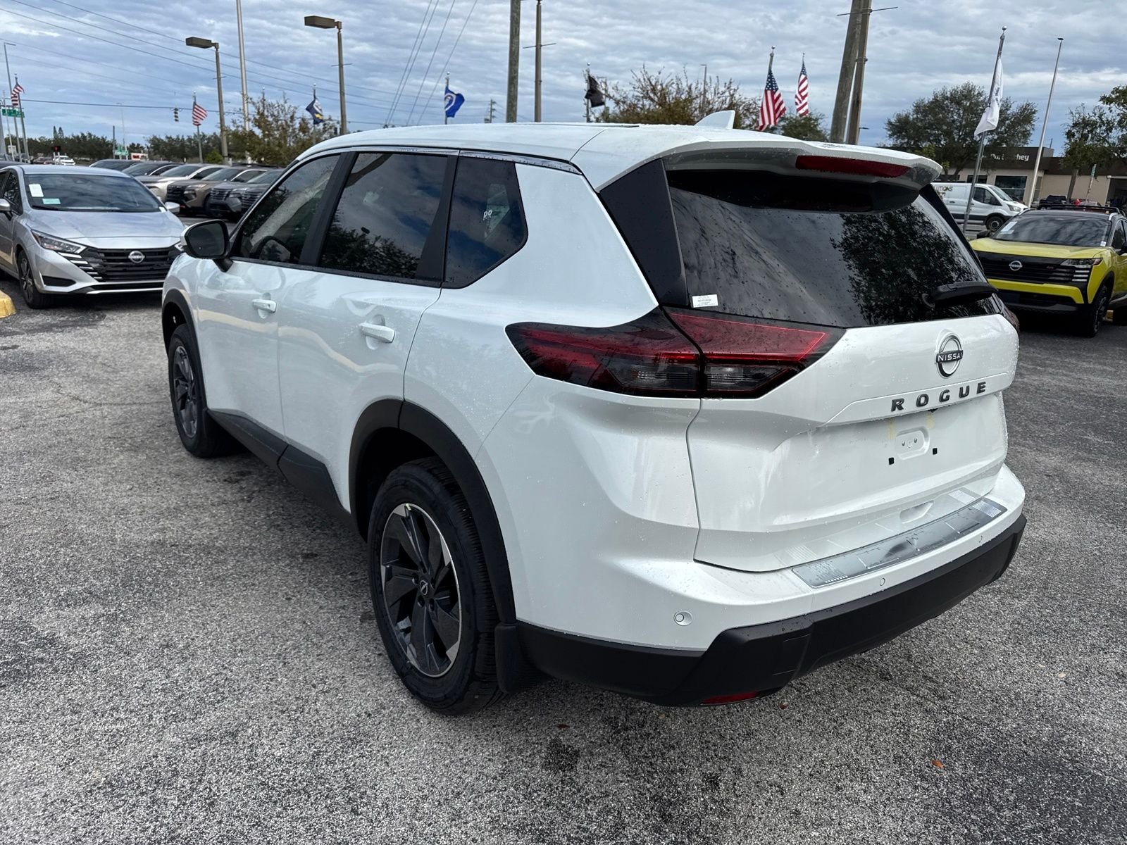 New 2026 Nissan Rogue SV 4D Sport Utility