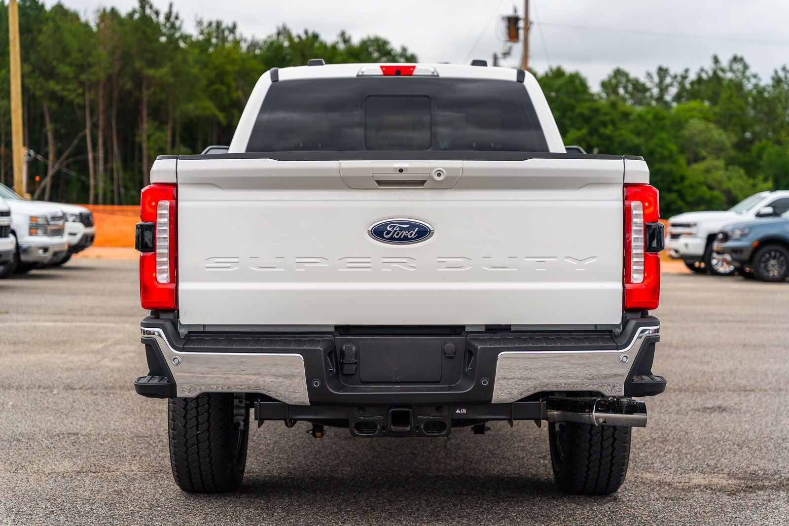 New 2026 Star White Metallic Tri-Coat Ford F-250® Lariat® image 6