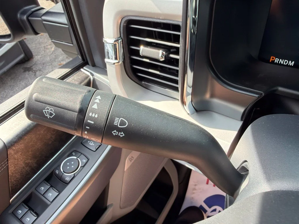 New 2027 Agate Black Metallic Ford F-250® XLT image 36