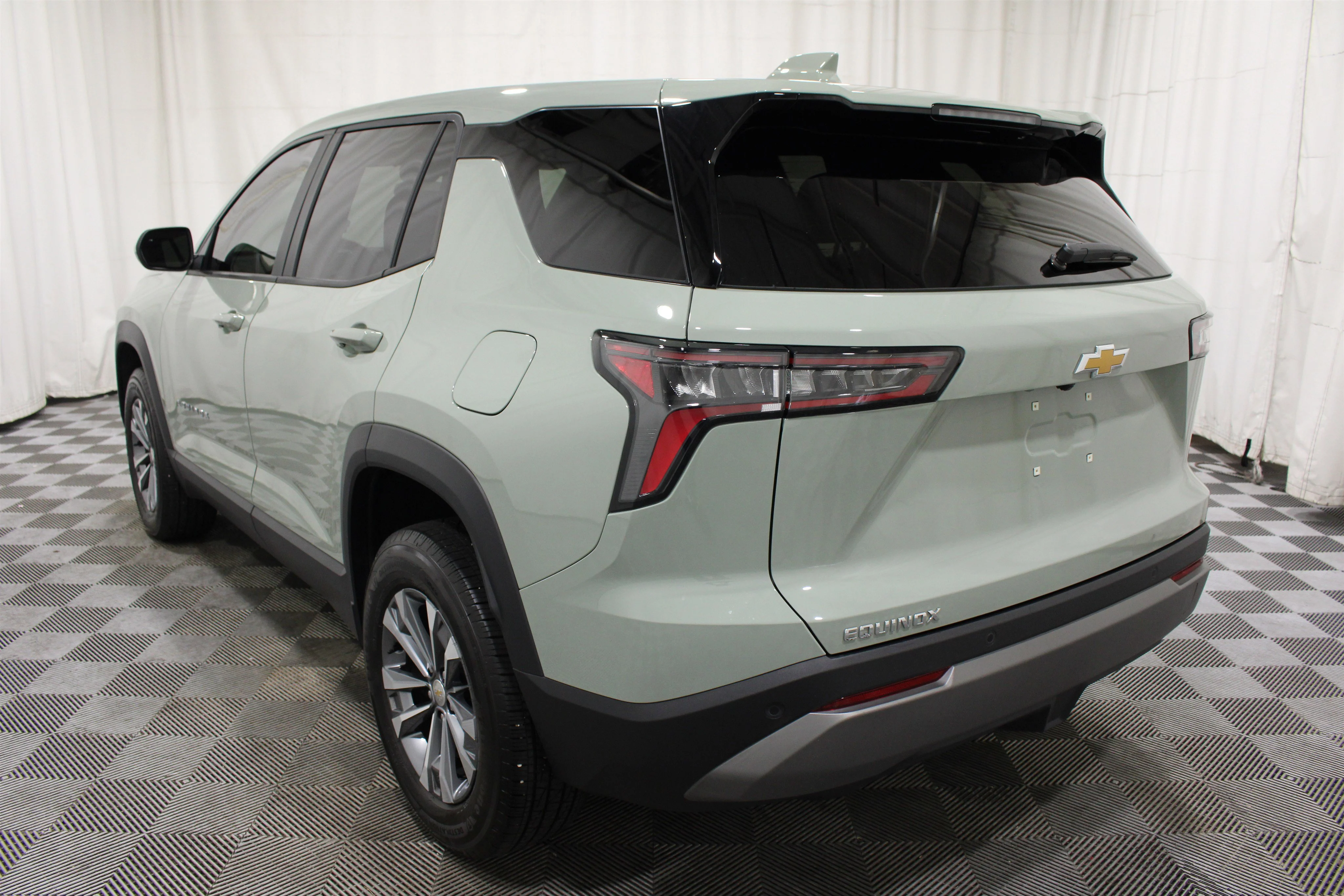 2026 Chevrolet Equinox LT - Photo 32