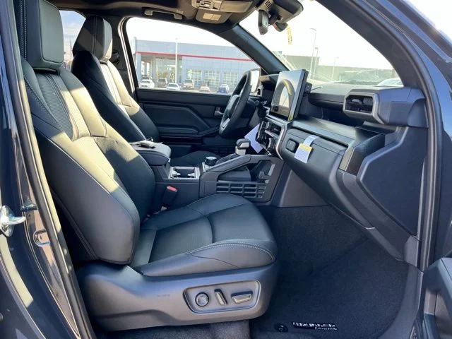 2025 Toyota 4Runner Limited - Photo 22