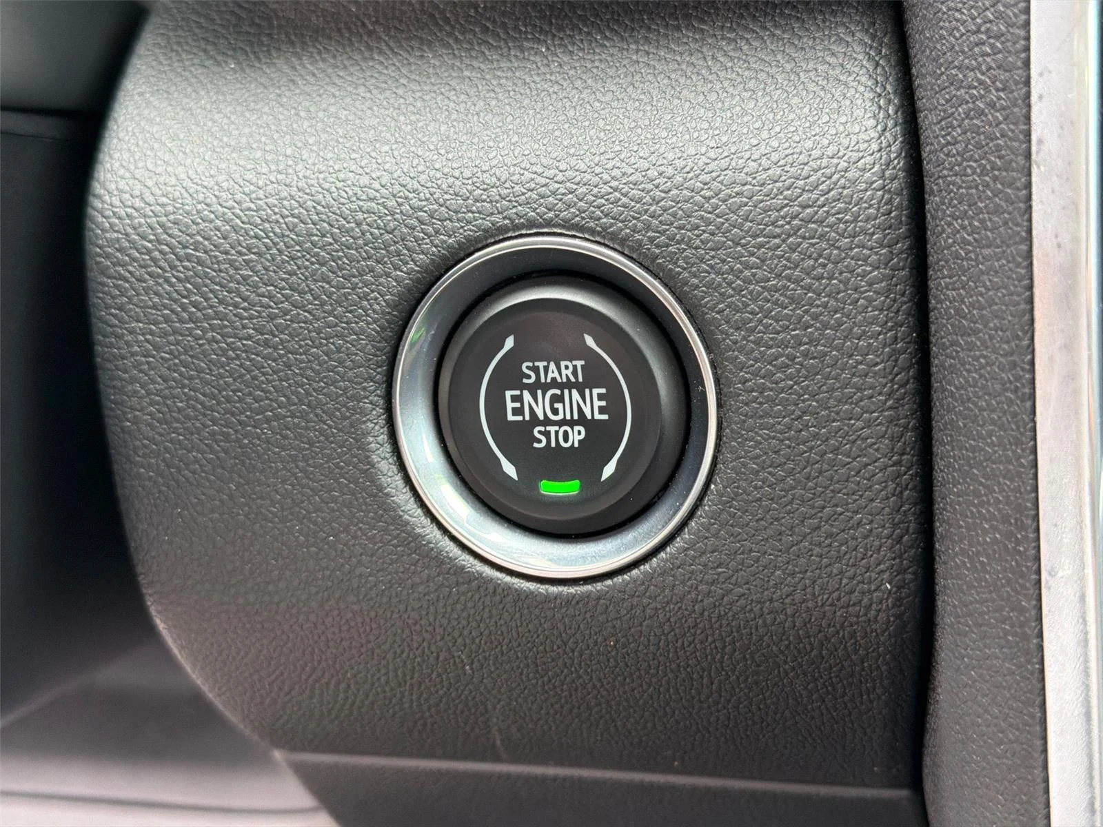 Certified Used 2026 Summit White GMC Elevation image 22