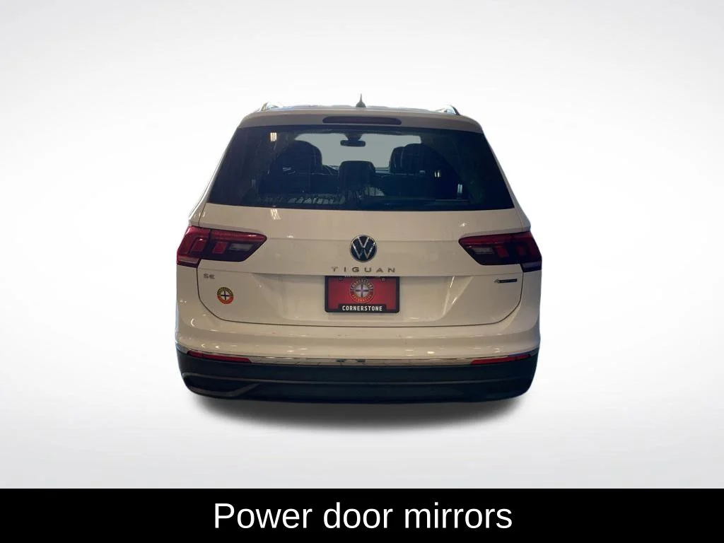 Used 2024 White Volkswagen 2.0T SE image 18