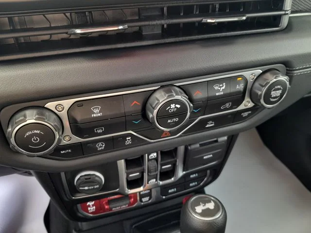 Used 2024 Black Jeep Rubicon image 23